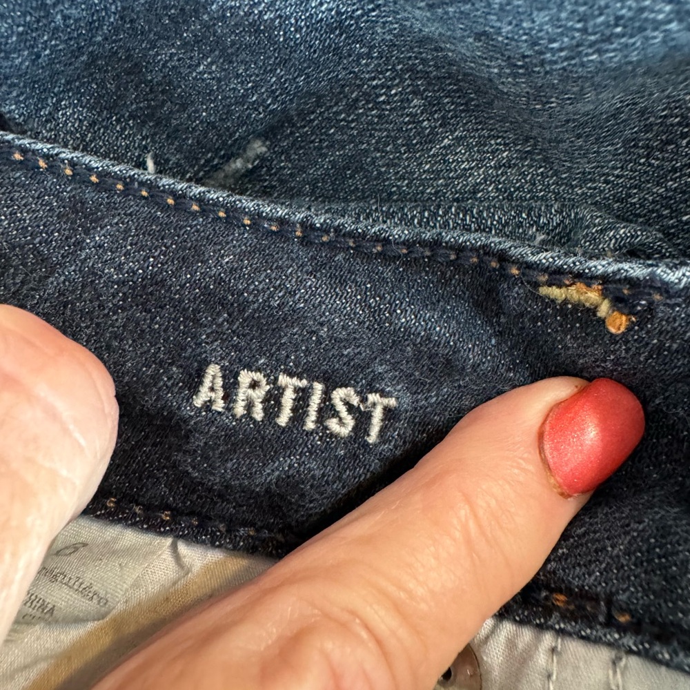 American Eagle 🦅 ARTIST STYLE Lightly Distressed Crop Jeans.  Size: 6     #9 - Picture 8 of 8